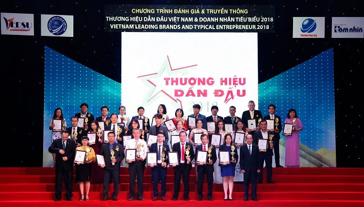 Công ty CP Dược liệu Phương Đông tham dự lễ vinh danh thương hiệu dẫn đầu Việt Nam 2018